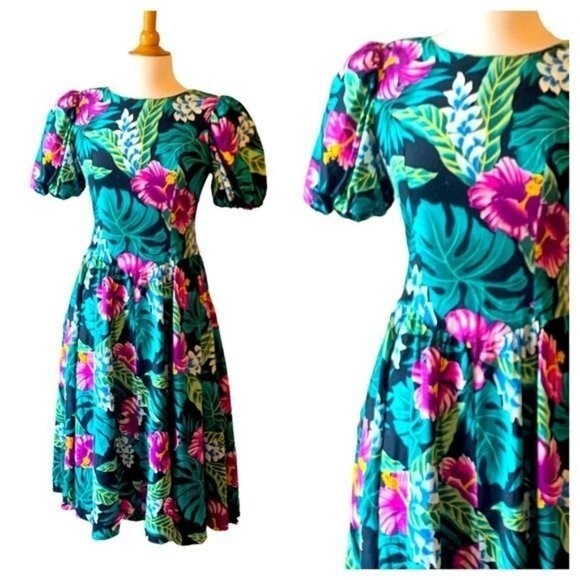 RARE Vintage 1980s Puff Sleeve Midi Hawaiian Dress - Small - Picture 1 of 8